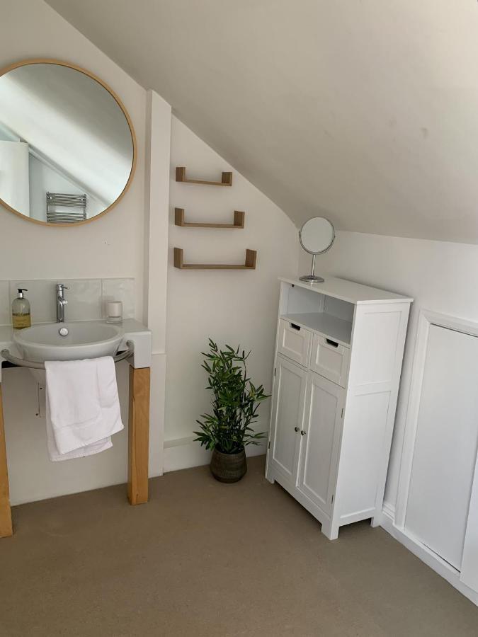 Lovely Newly Refurbished Apartment In Battersea Λονδίνο Εξωτερικό φωτογραφία